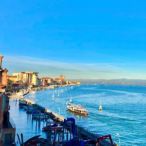 Apartment Ca' Monica Panoramic-canal View, Biennale, Venice
